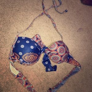 Padded bathing suit top